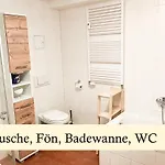Morgensonne Am Kurpark # Gratis Parkplatz # Ebenerdig # Spielplatz # Wlan # 2 Schlafzimmer # Naehe Weimar # Weimarer Land # Smart-tv באד ברקה