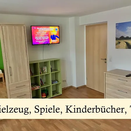 Apartamento Morgensonne Am Kurpark # Gratis Parkplatz # Ebenerdig # Spielplatz # Wlan # 2 Schlafzimmer # Naehe Weimar # Weimarer Land # Smart-tv