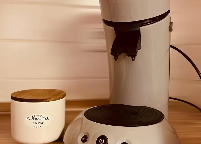 Apartamento Morgensonne Am Kurpark # Gratis Parkplatz # Ebenerdig # Spielplatz # Wlan # 2 Schlafzimmer # Naehe Weimar # Weimarer Land # Smart-tv Bad Berka