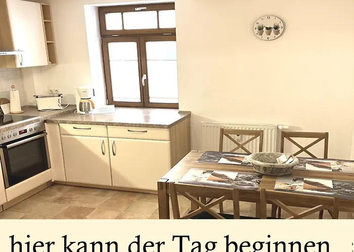 Apartamento Morgensonne Am Kurpark # Gratis Parkplatz # Ebenerdig # Spielplatz # Wlan # 2 Schlafzimmer # Naehe Weimar # Weimarer Land # Smart-tv Bad Berka