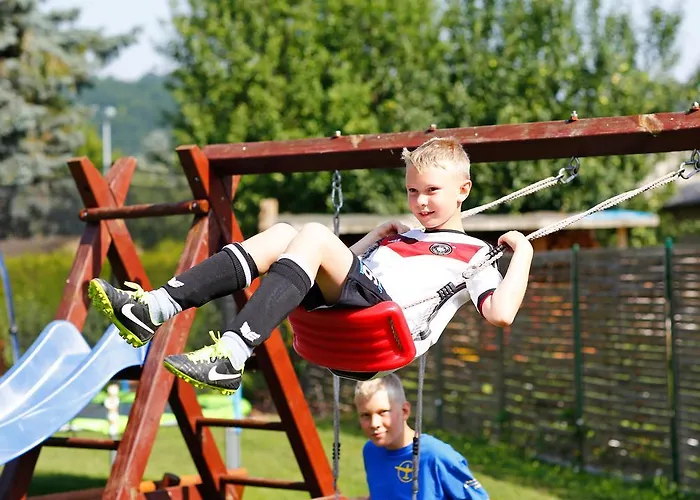 Morgensonne Am Kurpark # Gratis Parkplatz # Ebenerdig # Spielplatz # Wlan # 2 Schlafzimmer # Naehe Weimar # Weimarer Land # Smart-tv * Bad Berka